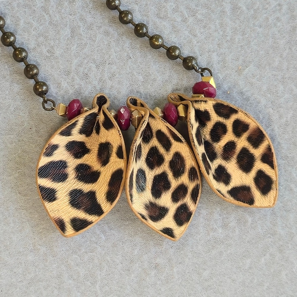 Plunder Design Statement Necklace Women Tan Leopard Print Leather Leaf Ball